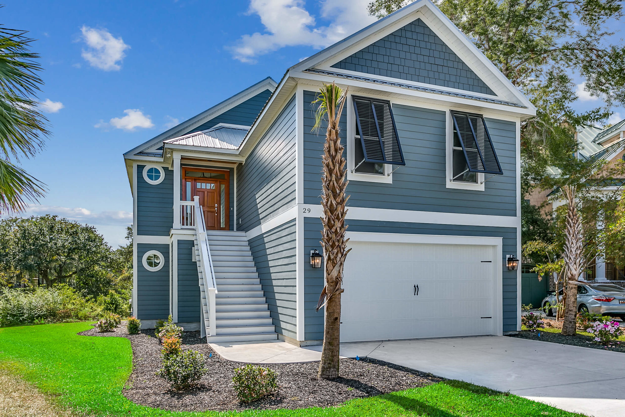 Blue Raised Beach House in Grand Strand